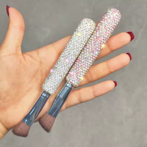 Lilanglam Triangle Nose Shadow Brush Artificial diamond-set brushless line highlight to lighten the middle tear line concealer brush