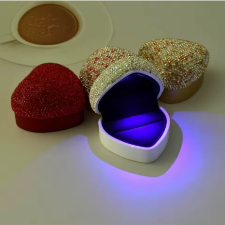 Lilanglam Diamond LED Light Ring Box Storage Ring Display Heart Shape Gift Boxes Confession Girlfriend Gift Valentine Gift Packaging Box